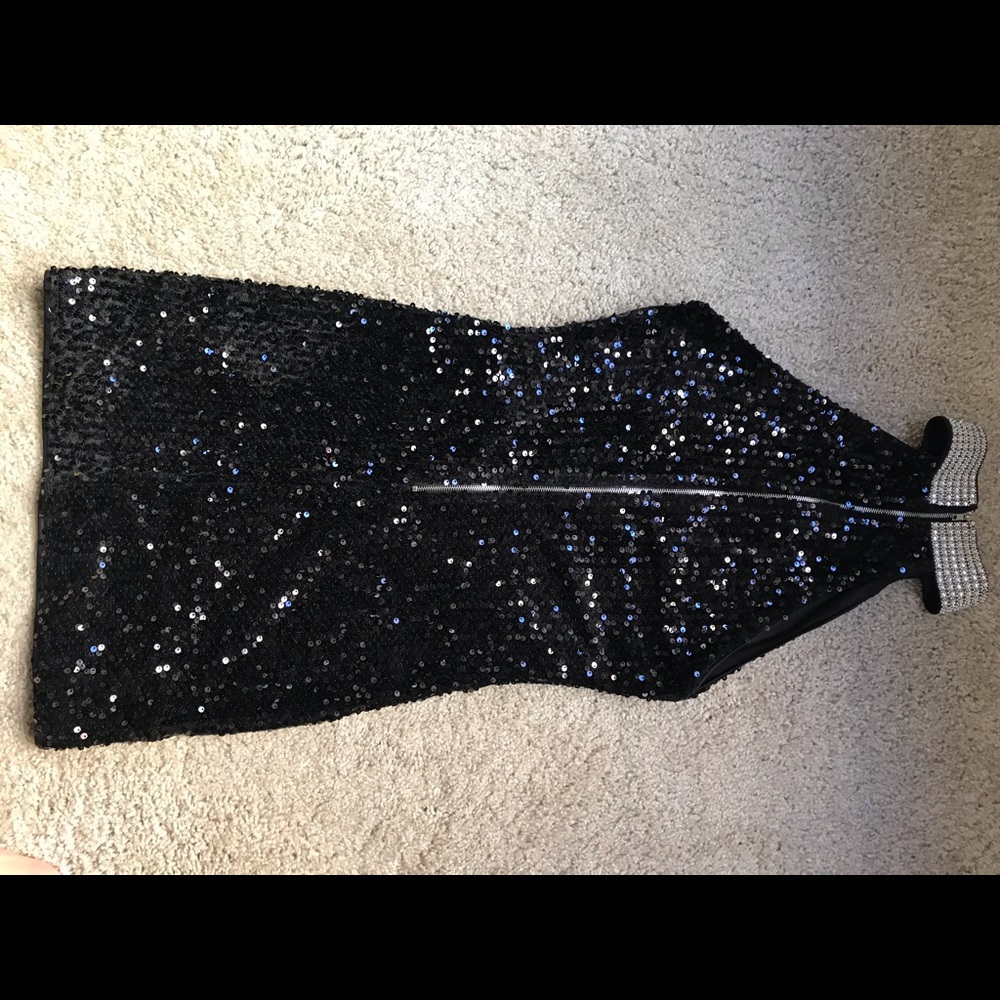 Sequin Party Dress - Picture 5 of 5